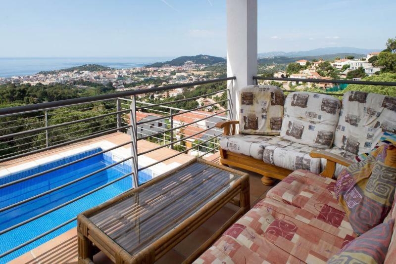Villa Yaco Lloret de Mar Ngoại thất bức ảnh